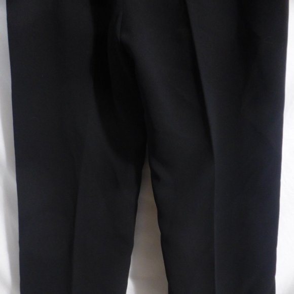 LE SUIT PETITE, size 4P, women's black slacks, side zip and latch fastened, GUC - Picture 12 of 14